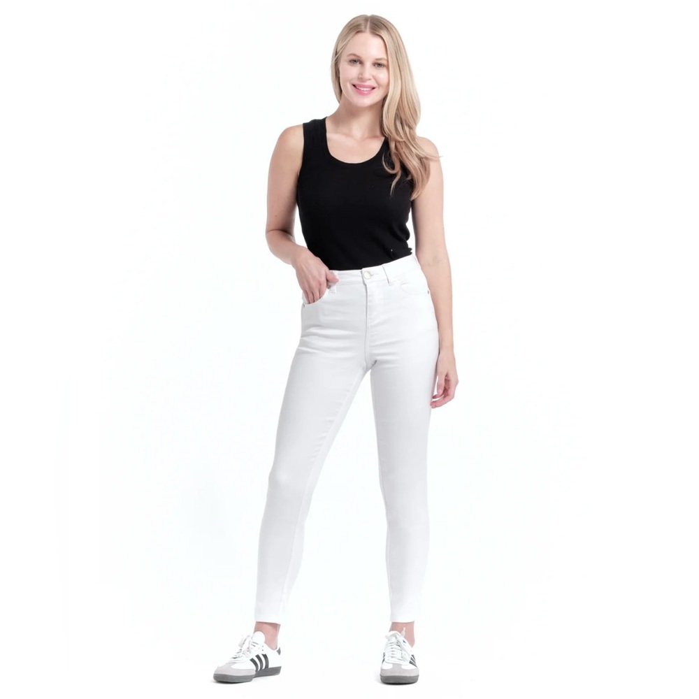 Gap women’s size 34/18 or always skinny white denim jeans‎